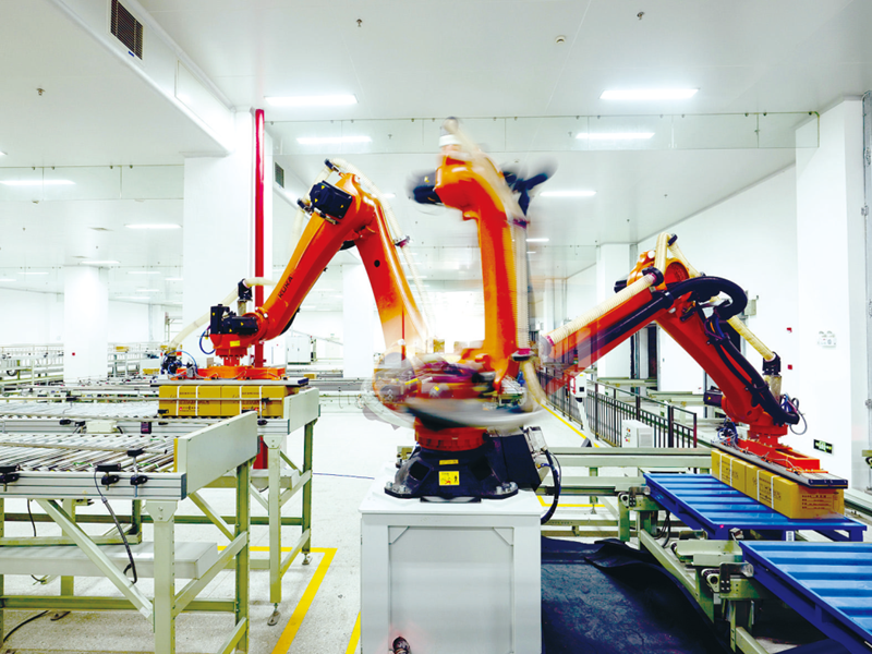 走進(jìn)智能車(chē)間,探訪揚(yáng)子江藥業(yè)質(zhì)量管理創(chuàng)新 走進(jìn)智能車(chē)間,探訪揚(yáng)子江藥業(yè)質(zhì)量管理創(chuàng)新